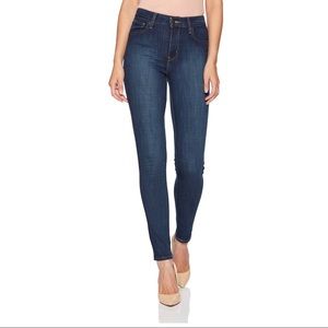 NEW: LEVI’S 721 High-Rise Skinny Jeans
